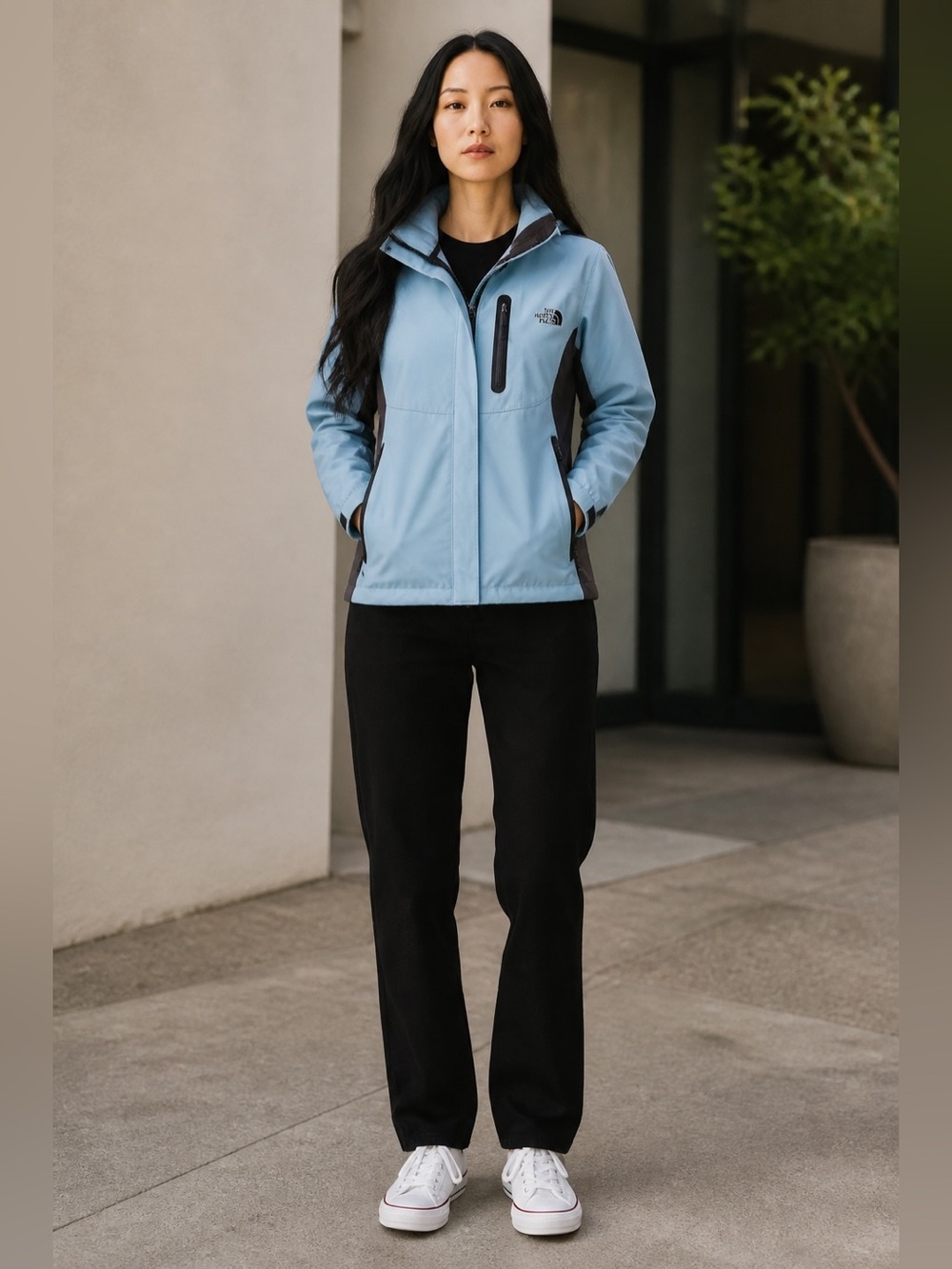 The North Face NWOT Light Blue and Dark Gray Women's Softshell Jacket